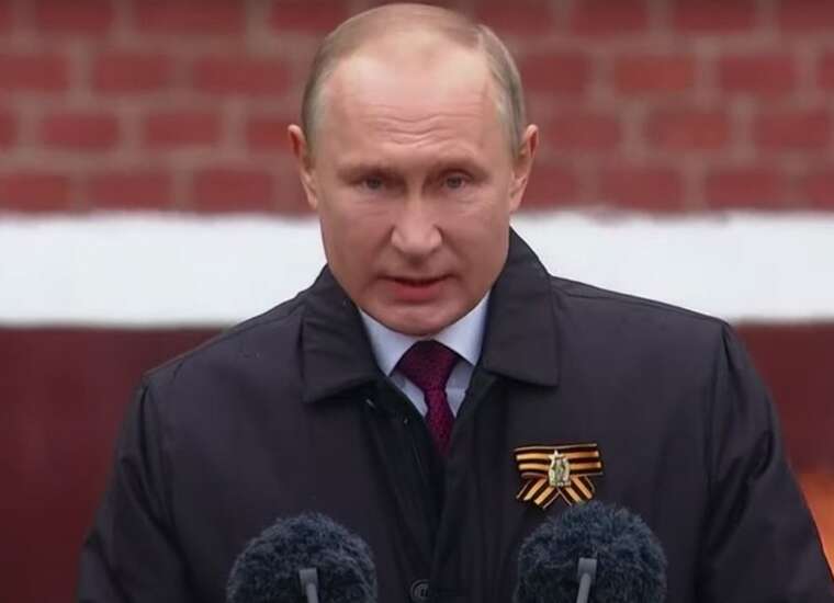   9      ѳ   ,  Politico