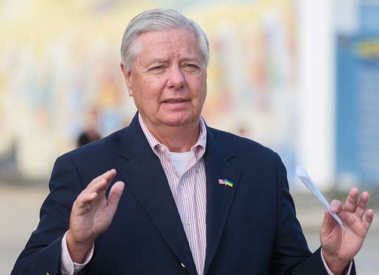 "Комбінація Папа-президент США має багато переваг", - сенатор Грем