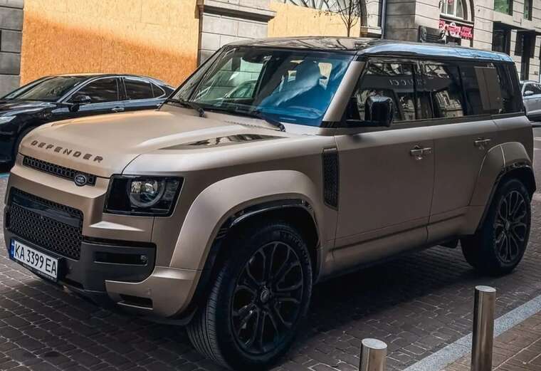     Land Rover  635    9 