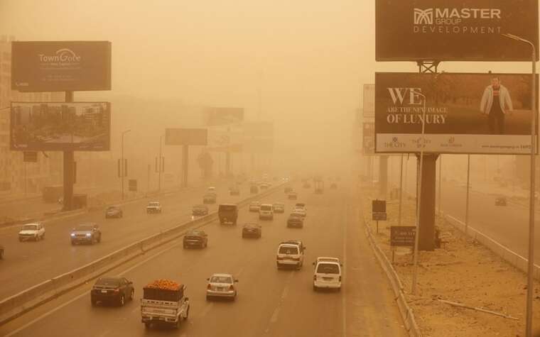 Надпотужна пилова буря вирує в Єгипті