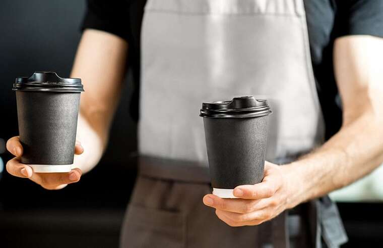 У Литві стають платними одноразові горнятка для кави