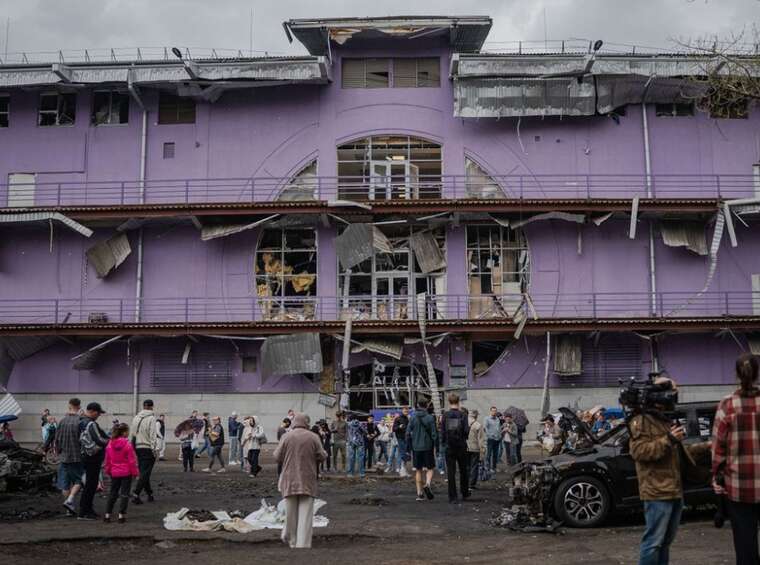 Після російського удару ТРЦ Dream Berry на Оболоні відновив роботу на 80%