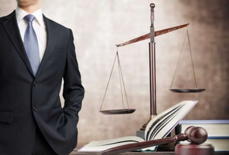 Колишній адвокат Шуфрича Литвиненка оскаржить рішення про зупинення адвокатської діяльності