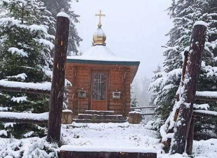 У Карпатах знову випав сніг та вдарили заморозки, — ДСНС