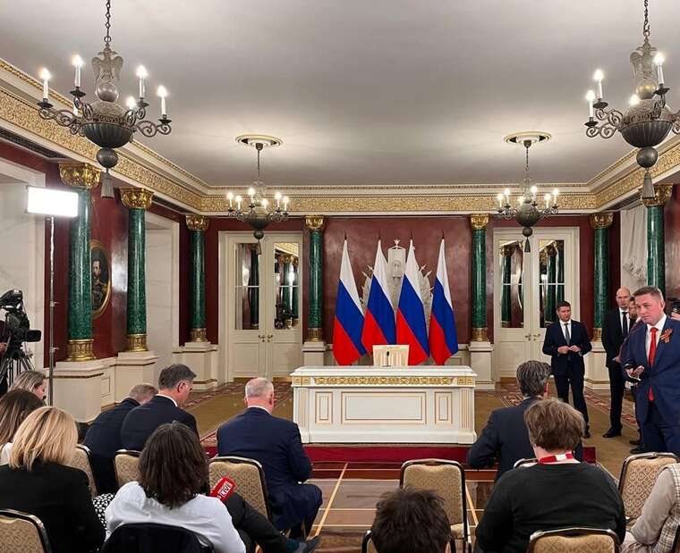 Пресконференція Путіна: журналісти вже зібралися в залі у Кремлі