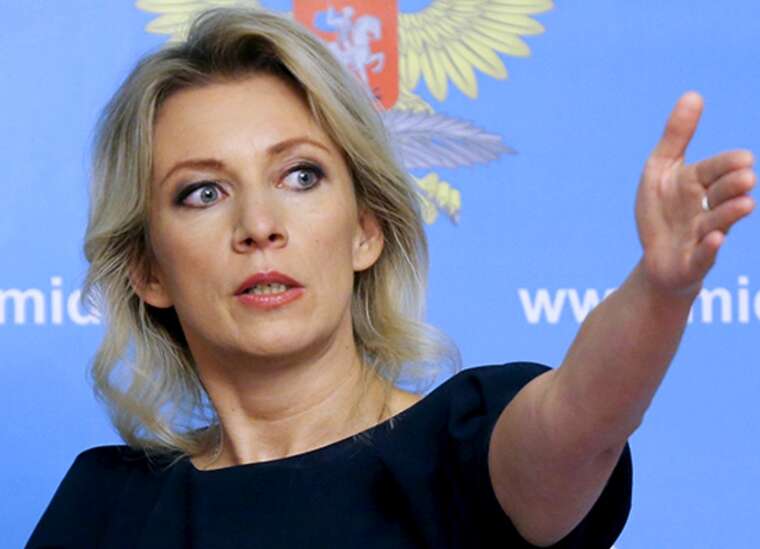 МЗС Росії офіційно звинуватило Макрона у вживанні наркотиків