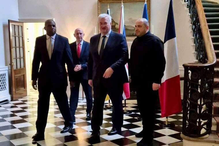 На встрече в Лондоне обсудят организацию переговоров Украины и РФ