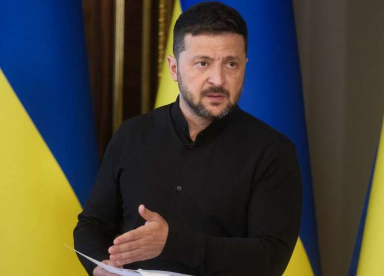 Зеленський скорочує присутність України на переговорах у Стамбулі через відсутність Путіна