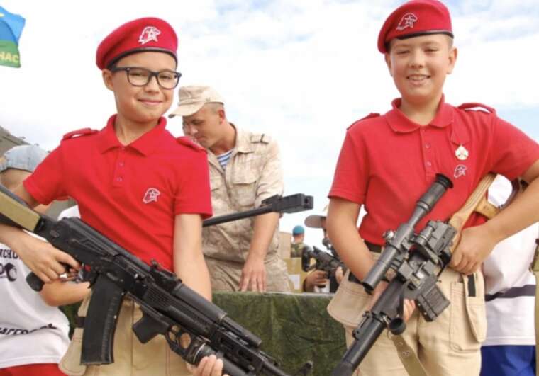 На окупованій Донеччині росіяни готують дітей-сиріт до війни проти України, - ЦПД