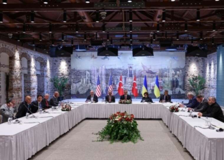 Делегації з України, США та Туреччини завершили перемовини в Стамбулі