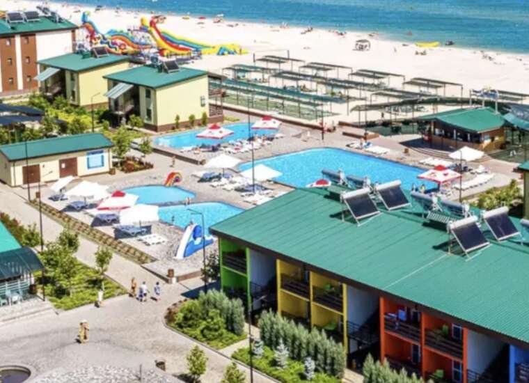 Гауляйтер Запорізької області Балицький «переписав» привласнений готель в окупованій Кирилівці на сина