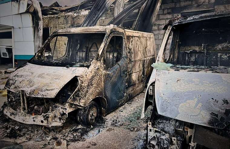 Атака "шахедів" по Київській області: в ДСНС показали кадри каслідків