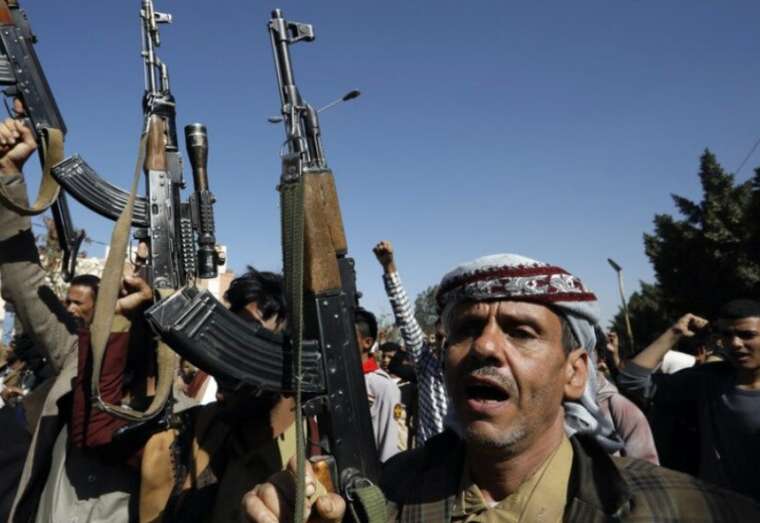 Йеменские хуситы совершили атаку на Израиль с помощью баллистической ракеты