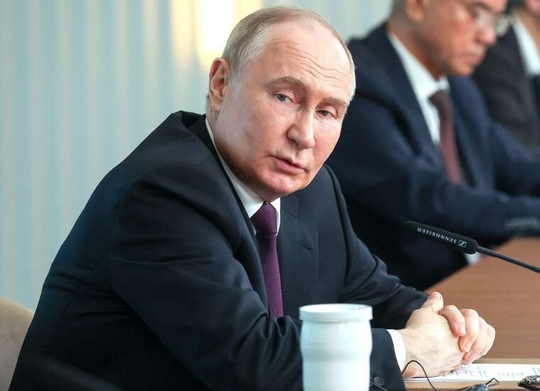 Путін оцінив розмову з Трампом як «змістовну та корисну»