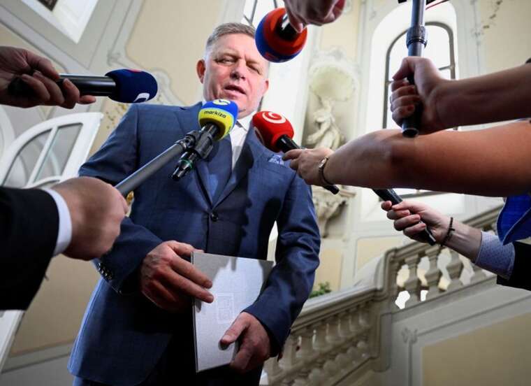 Правительственная коалиция Фицо теряет большинство: оппозиция лидирует в Словакии — опрос