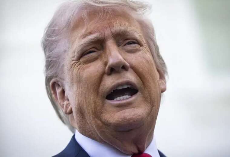 Bloomberg: Трамп хоче перекласти війну на Європу, але Путін грає на його слабкостях