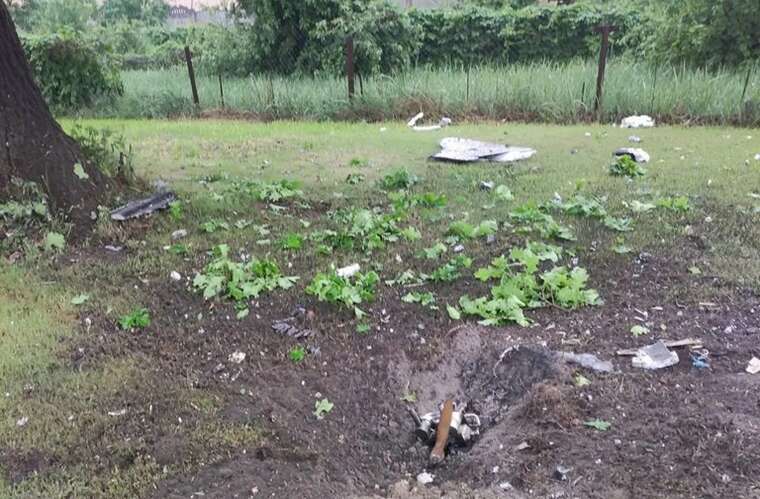 На Київщині двигун збитого «шахеда» впав посеред приватних будинків