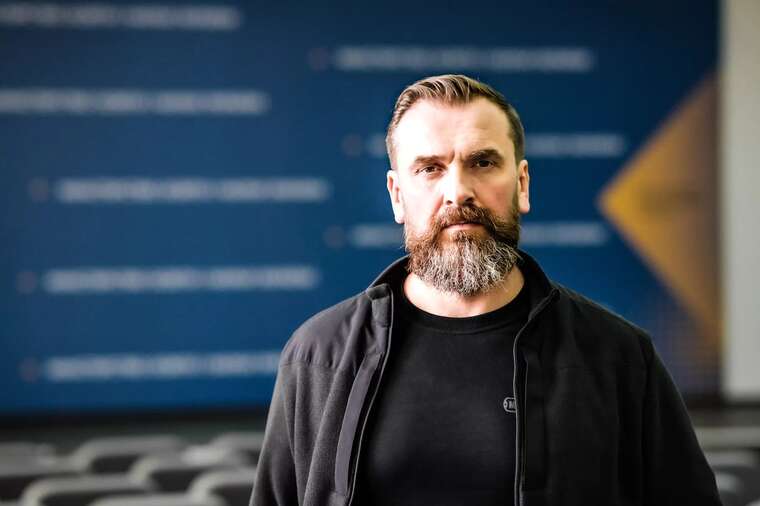 Лісовий прокоментував тенденцію від’їзду старшокласників за кордон: «Масового характеру не набула»