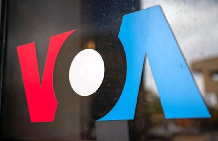 «Голос Америки»: около 800 сотрудников получат уведомления об увольнении — Politico