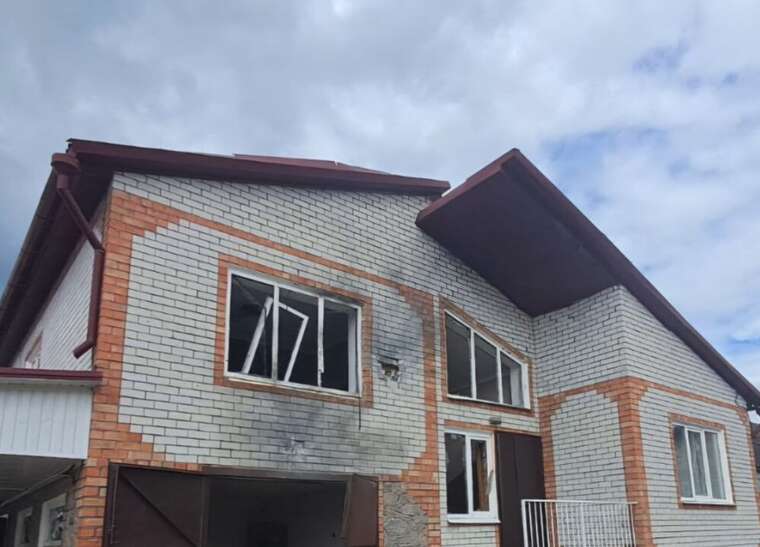 Російські війська здійснили атаку на три райони Дніпропетровщини: є постраждалі та руйнування