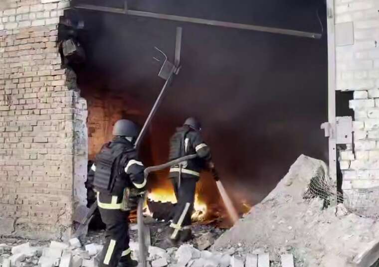 Обстрелы Сумской области вызвали пожары в нескольких населенных пунктах