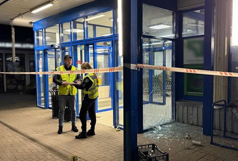 У Житомирі чоловік підірвав гранату біля супермаркету: шестеро поранених