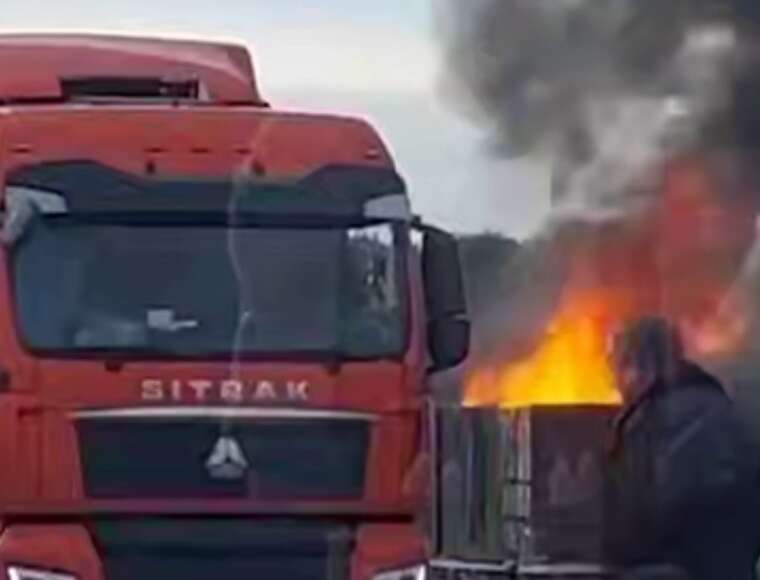 Атаки на российские авиабазы: дроны запустили с фуры, водителя нашли мертвым