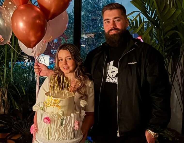 "15 косарів — і любов врятована": блогерка зізналася у схемі вивезення чоловіка з України