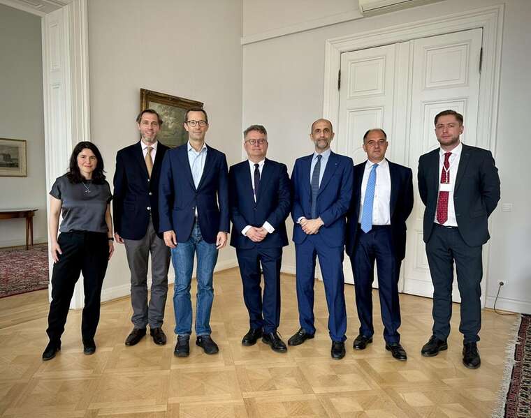 Перед переговорами з РФ Україна узгодила позиції з Німеччиною, Італією та Британією