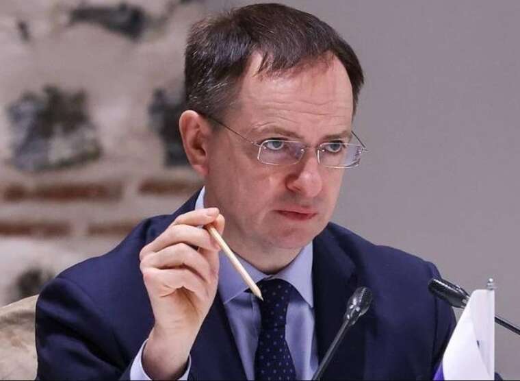 Мединский подтвердил встречу с Умеровым перед переговорами в Стамбуле