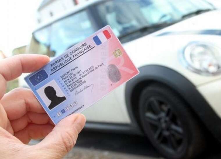 Україна та Франція підписали декларацію щодо спрощення обміну водійських посвідчень