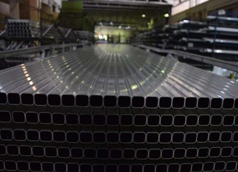 ЄС продовжив «торговий безвіз» для української металургії, попри подвоєння мит США