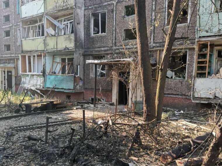 Удар по Чернігову: пошкоджені будинки та інфраструктура, є постраждалі