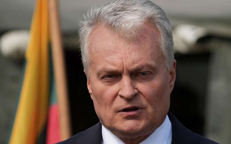 Науседа требует, чтобы санкции против РФ были похожи на "коктейль Молотова"