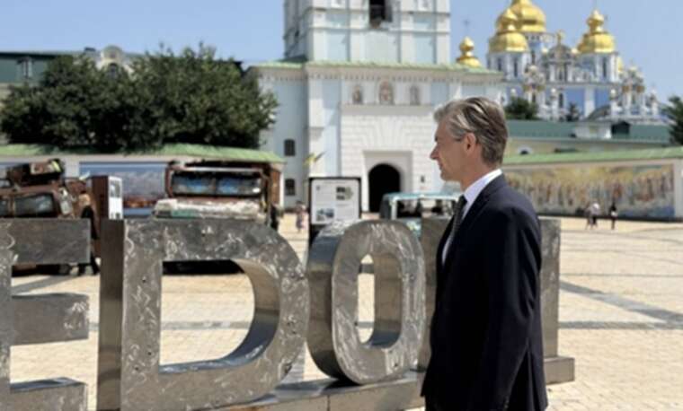 Очільник МЗС Литви Будріс прибув до України