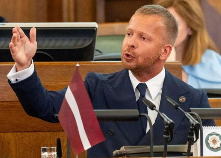 В Латвии открыли дело против скандального пророссийского депутата