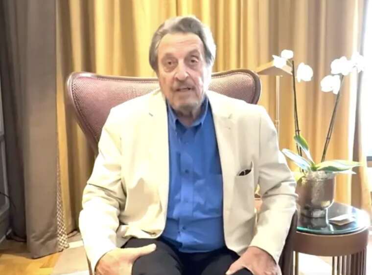 Отец Илона Маска в Москве назвал Путина "впечатляющим" и поддержал кремлевские нарративы