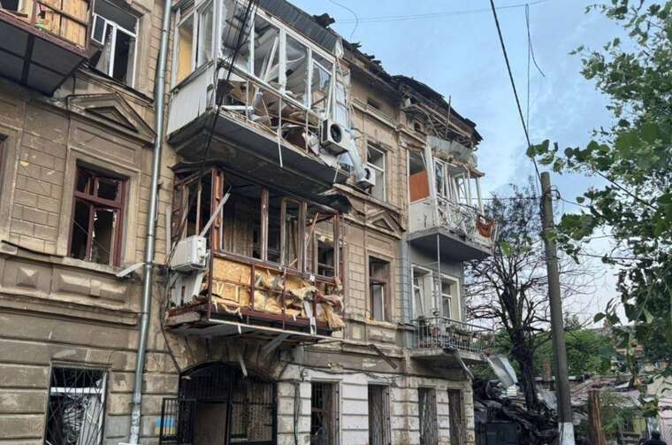 Унаслідок нічної атаки на Одесу загинули двоє чоловіків, дев’ятеро людей постраждали