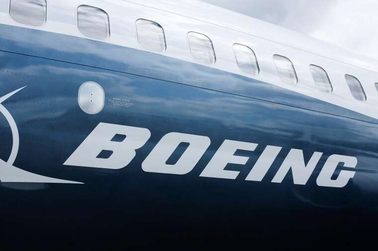 ϳ    䳿   Boeing