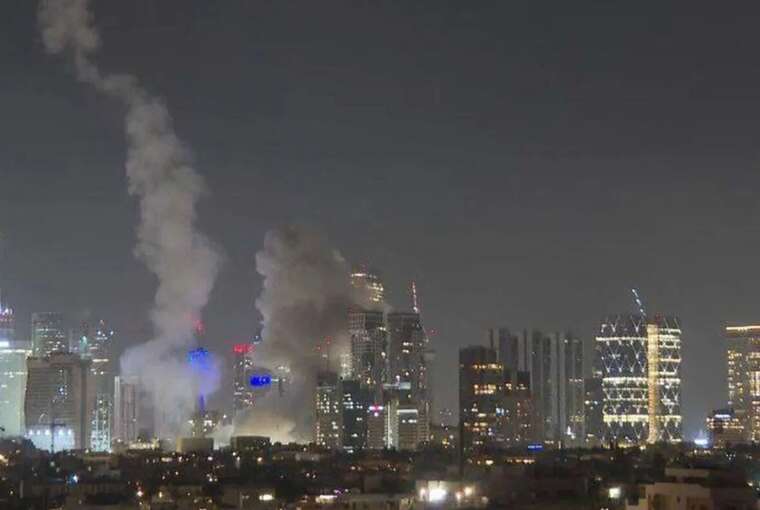 Обстріли Ізраїлю: в мережі публікують кадри наслідків