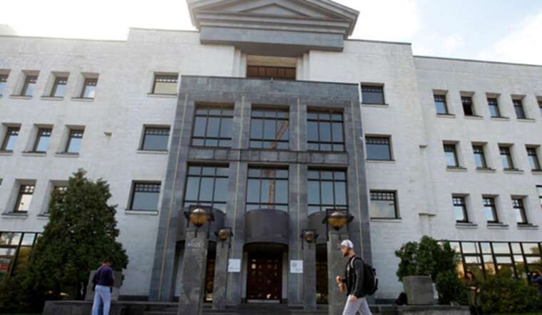 Прослушка сотрудников аппарата ВАКС: стали известны подробности