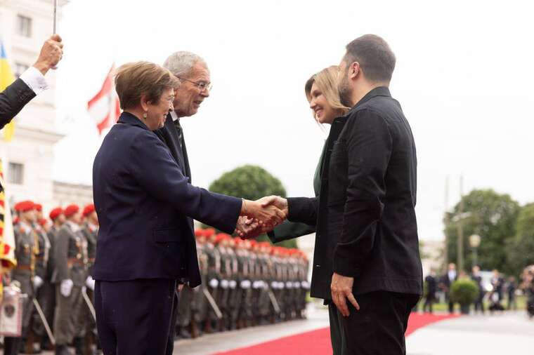 «Це безумство»: Зеленський розповів про пропозицію РФ обміняти українських дітей на військових