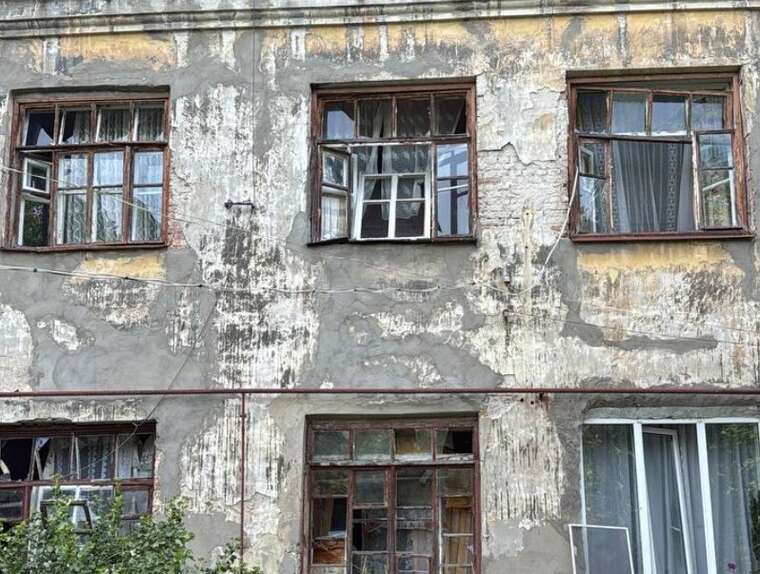 Росія вранці обстріляла Конотоп: пошкоджено житлові будинки, постраждалих немає