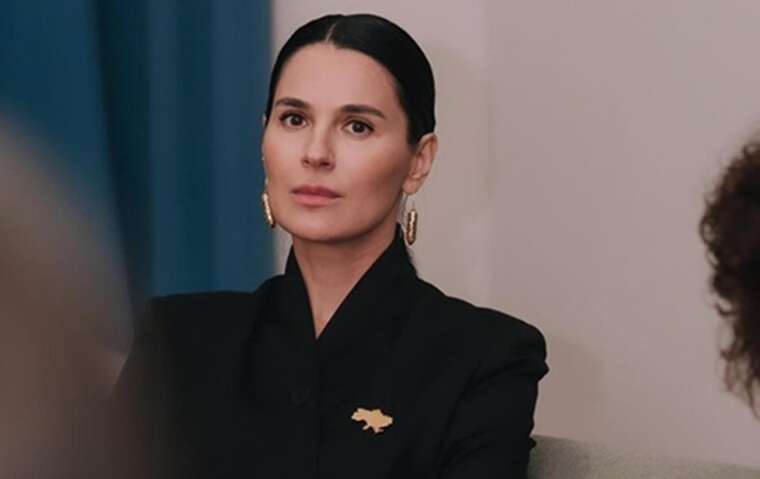 Ефросинина обратилась к россиянам после массированного обстрела и показала напуганного сына