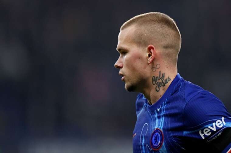 Грозит серьезное наказание: Футбольная ассоциация Англии официально выдвинула обвинение Мудрику