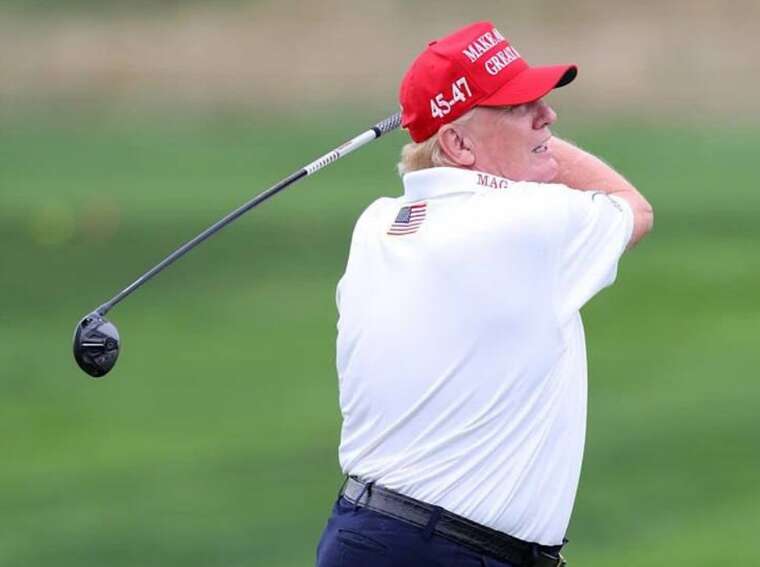 Трамп міг віддати наказ про атаку на Іран прямо з гольф-поля — ЗМІ