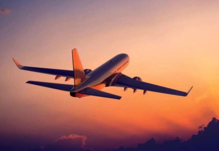 Qatar has closed its airspace due to the threat of Iranian strikes on US bases  media