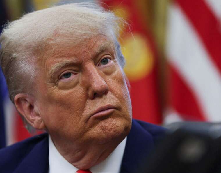 Трамп не планує відповідати на "провальну" атаку Ірану — джерела NYT