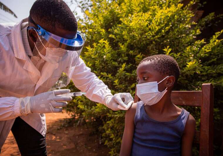 США припиняють фінансування GAVI: Кеннеді-молодший звинуватив альянс у "небезпеці вакцин"