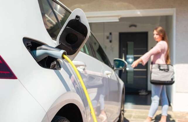 Зарядка электромобилей в Германии дороже бензина